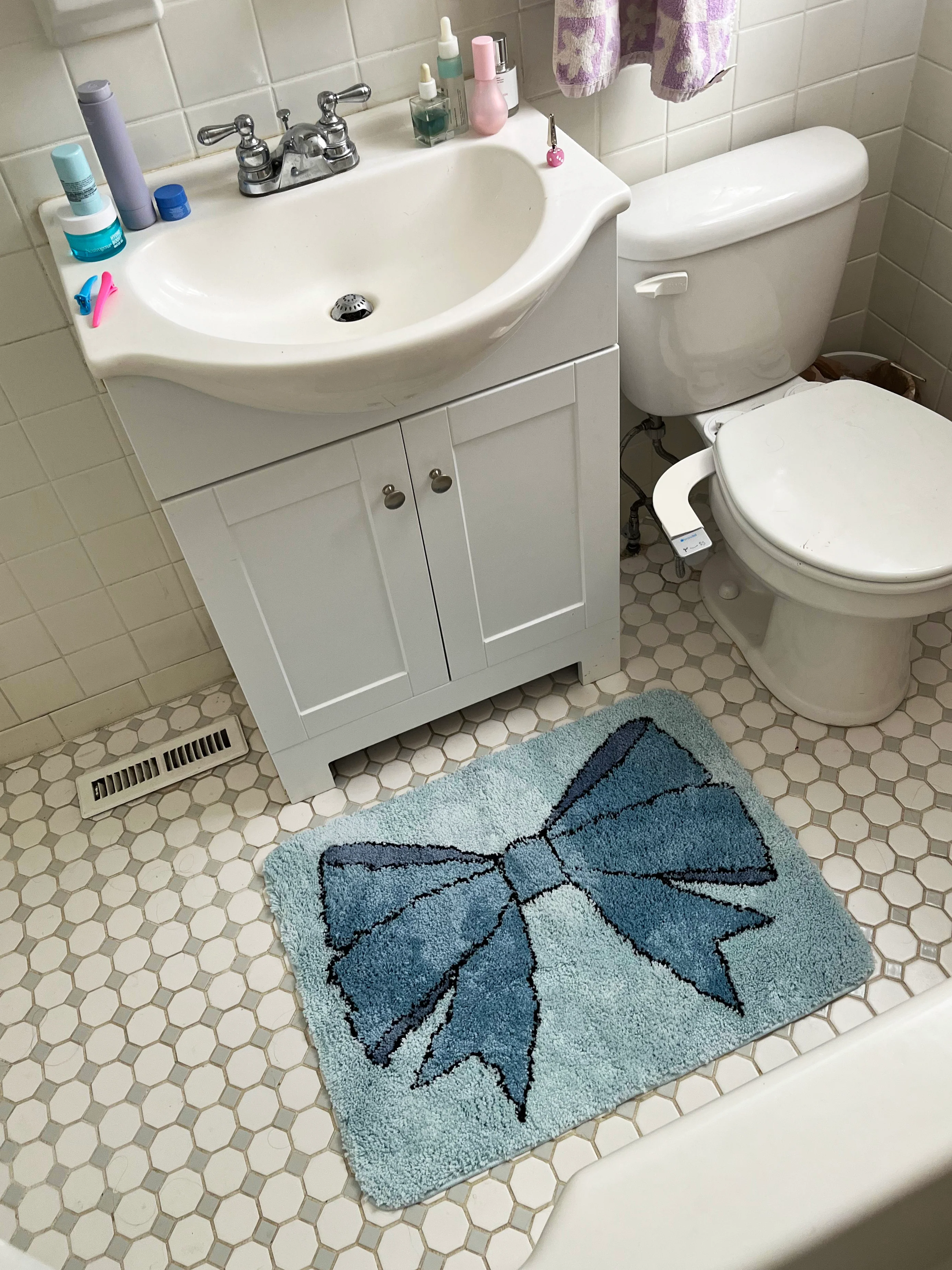 Bow Rug - Image 8