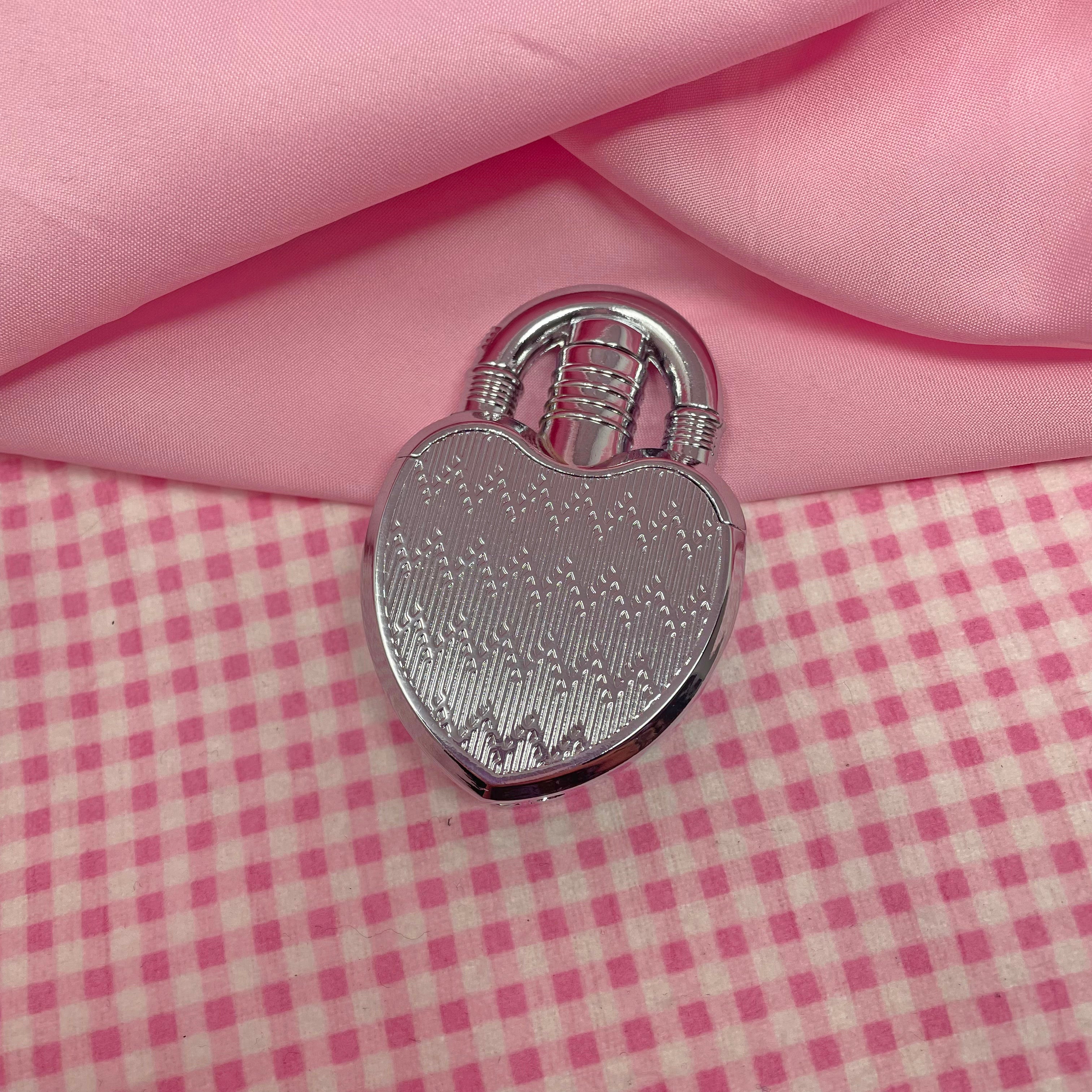 Heart Lock Lighter- Silver - Image 13