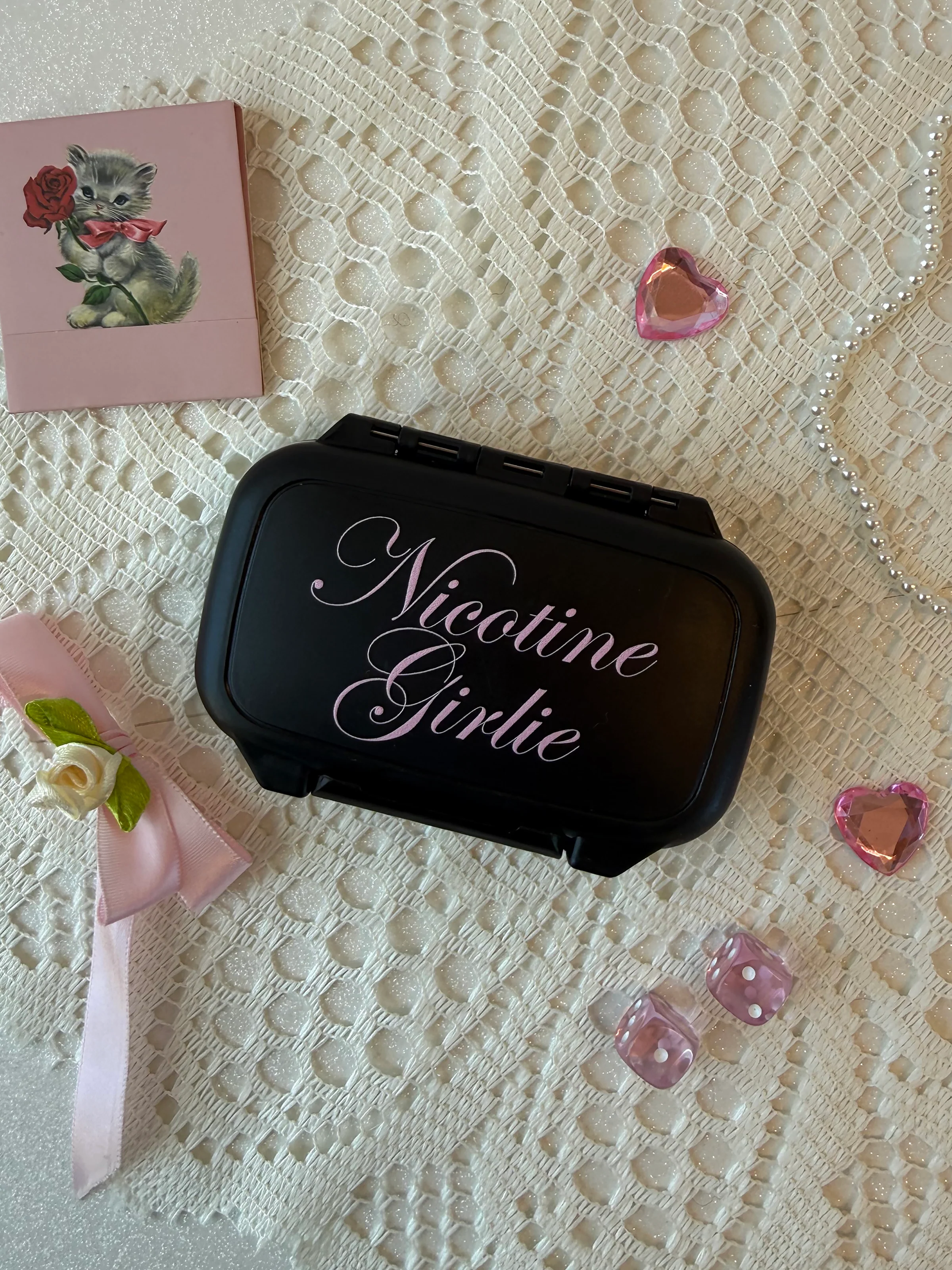 Nicotine Girlie Cig Case - Image 5