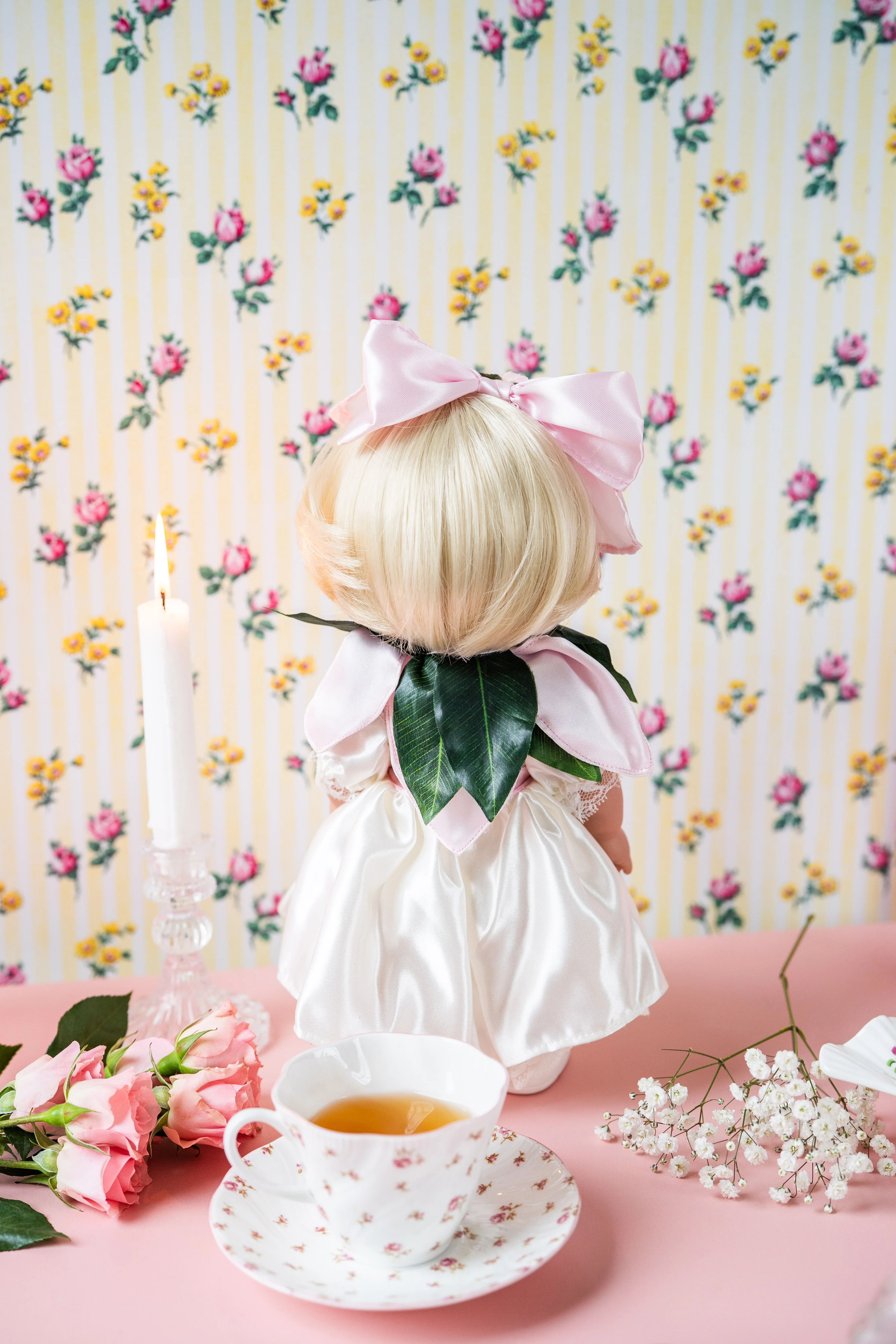 Precious Moments Bouquet of Friendship Doll - Image 9