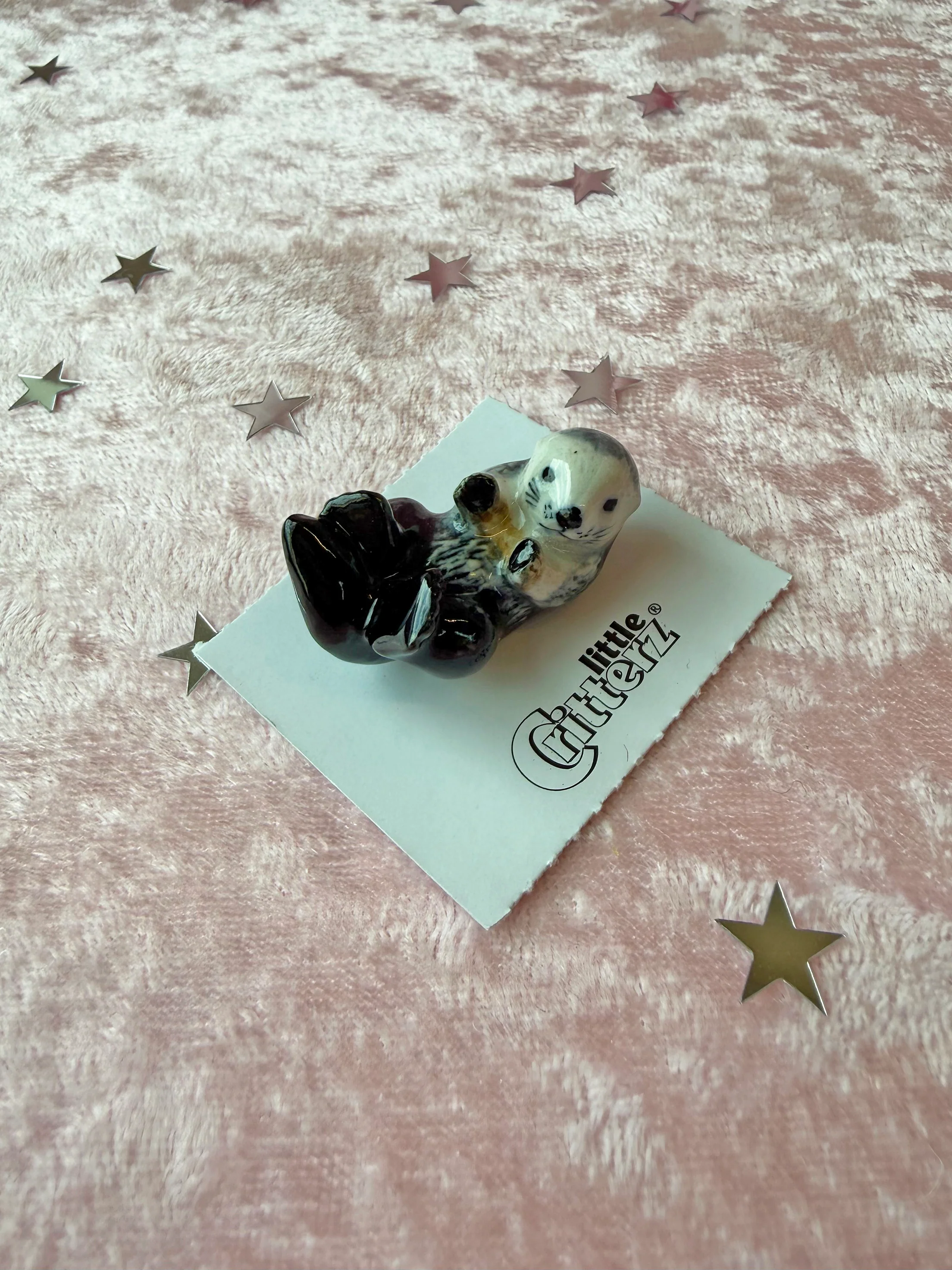 Sea Otter Mini Porcelain Figurine - Image 5