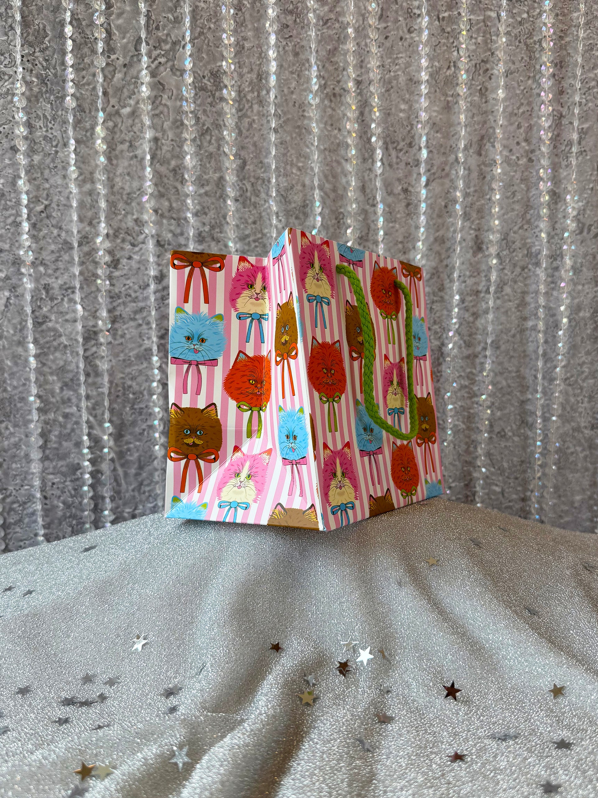 Tres Magnifique Gift Bag - Image 2